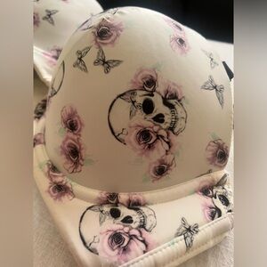 Torrid floral skulls push-up strapless bra 40C